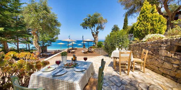 Restaurant Close To The Beach For Breakfast And Lunch