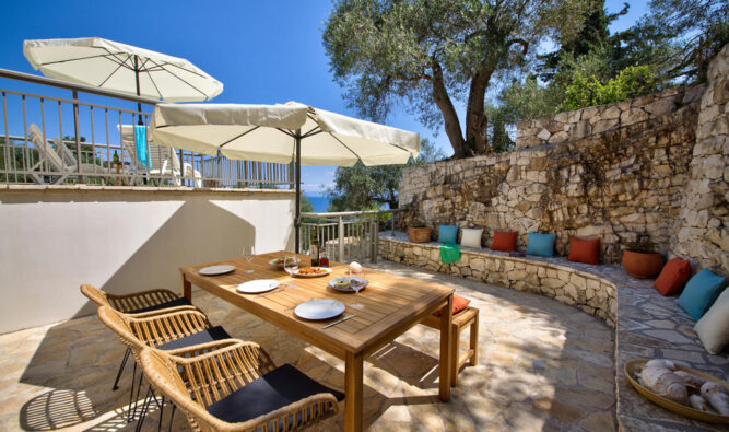 Luxury Glyfada Bay Villa 1- Dinning Area
