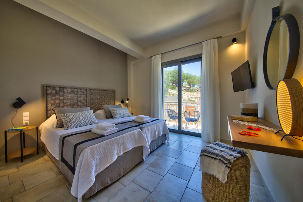 Luxury Glyfada Bay Villa 1- Double Bedroom with Balcony