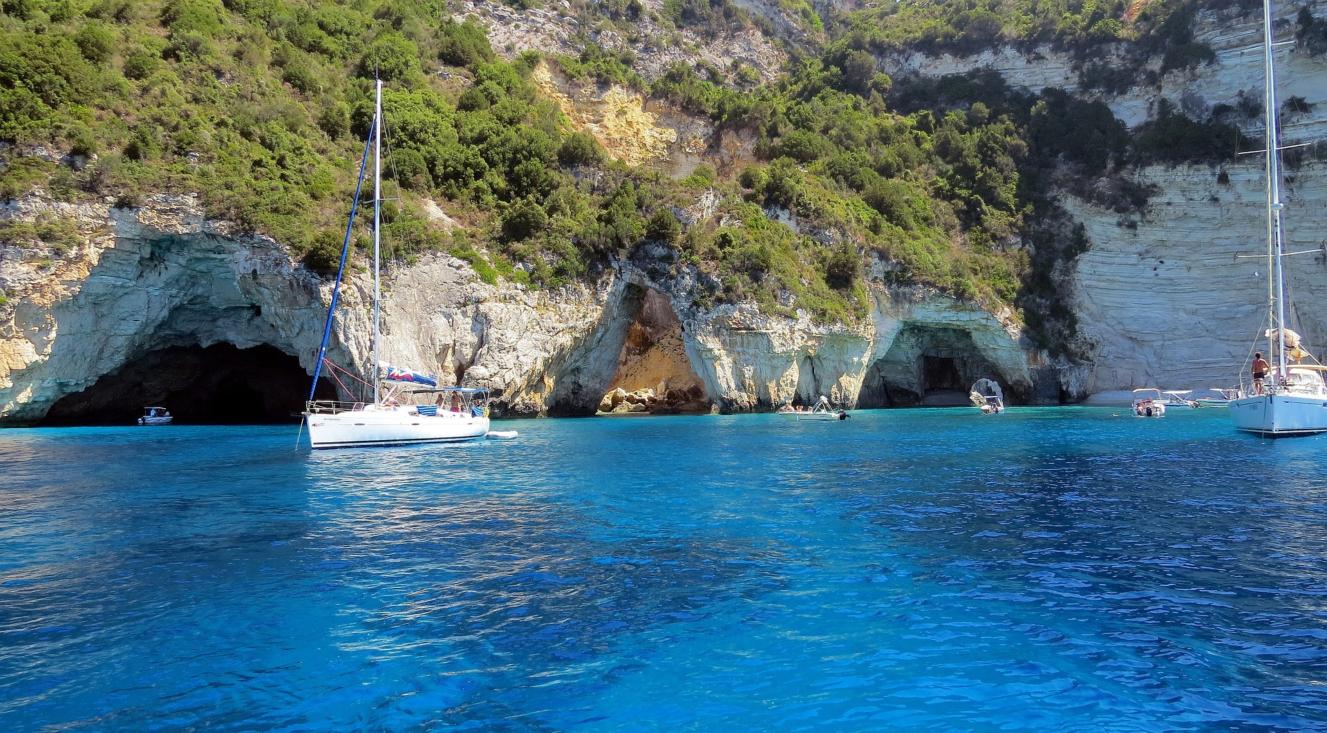 Cruise to Paxos